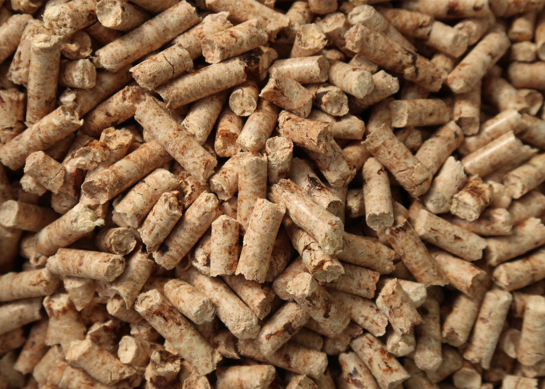 Buchumschlag von Saubere Pelletfeuerung für dezentrale Wärmeerzeugung mit nicht-Holz-Biomasse Ressourcen